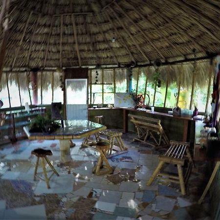 La Casa De Los Ninos Del Arbol Hotel Bacalar Eksteriør billede
